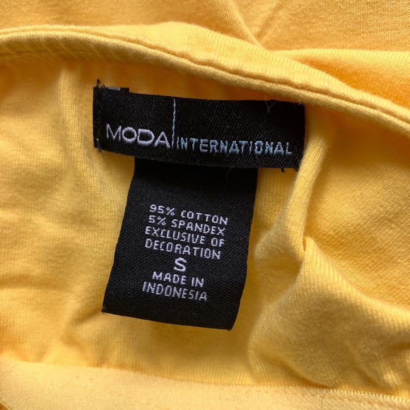 YELLOW HALTER-NECK DRESS - Picture 2 of 14